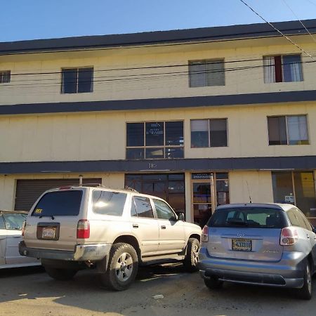 Departamentos Ambassador Apartment Tijuana Luaran gambar